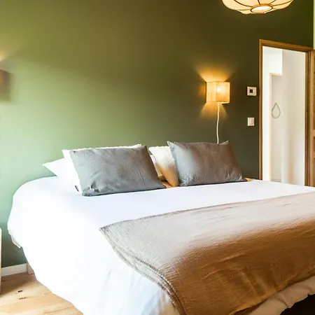Singulier Et Authentique En Coeur De Foret Apartment *