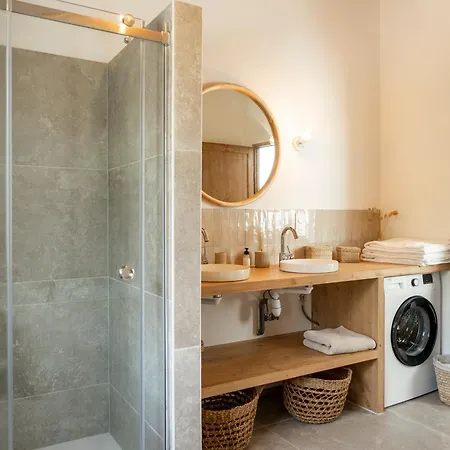 Apartment Singulier Et Authentique En Coeur De Foret *